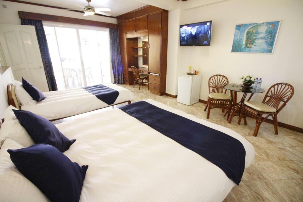 Mermaid Resort And Dive Center Пуэрто-Галера Экстерьер фото